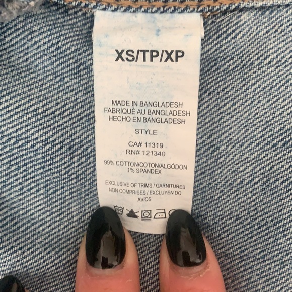 Denim jacket - Picture 7 of 7